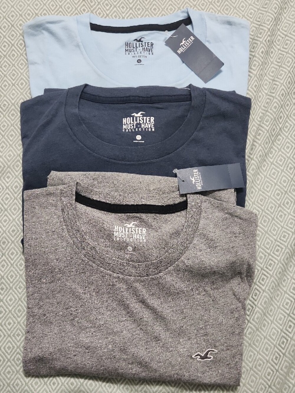 3 Pack Hollister Men’s Short Sleeve Tees - Navy, Light Blue, Gray
